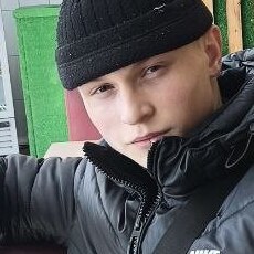 Фотография мужчины Данёк, 19 лет из г. Томск