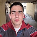 Рустам, 23 года