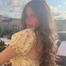 Фотография девушки Лиза, 18 лет из г. Санкт-Петербург