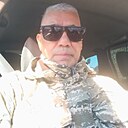 Рафаэль, 51 год
