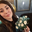 Ллл, 32 года