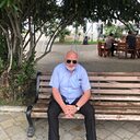 Незнакомец, 63 года