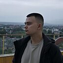 Денис, 22 года