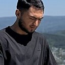 Ахрор, 24 года