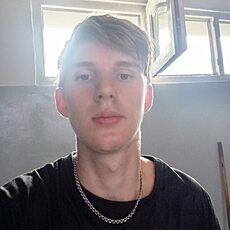 Фотография мужчины Максим, 18 лет из г. Бишкек