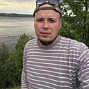 Михаил, 32 года