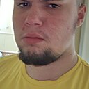 Максим, 18 лет