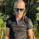 Юра, 42 года