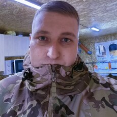 Фотография мужчины Илья, 25 лет из г. Валуйки