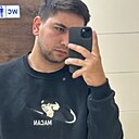 Roman, 23 года