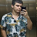 Али, 22 года