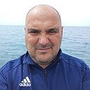 Vas, 51 год