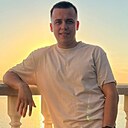 Динар, 32 года