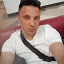 Макс, 33 года