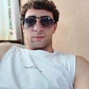 Мгер, 25 лет