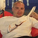 Макс, 32 года