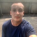 Миша, 18 лет