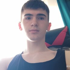 Фотография мужчины Рома, 19 лет из г. Лида