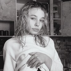 Анастасия, 21 из г. Ижевск.