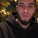 Ahmad, 24 года