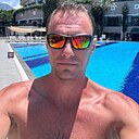 Максим, 42 года