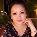 Luna, 34 года