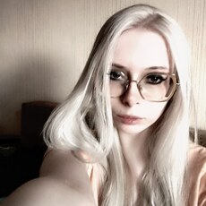 Фотография девушки Карина, 18 лет из г. Екатеринбург