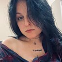 Kitty, 24 года