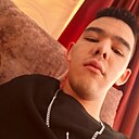 Юнир, 19 лет