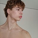 Максим, 19 лет
