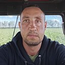 Ден, 33 года