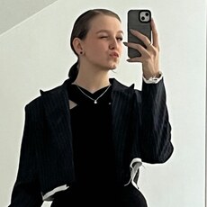 Фотография девушки Алёна, 19 лет из г. Орел