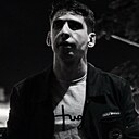 Vazgen, 25 лет