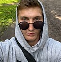Максим, 22 года