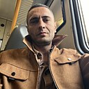 Tommee, 41 год
