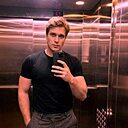 Максим, 33 года