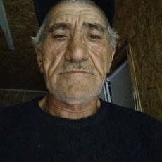 Магамед, 60 из г. Махачкала.