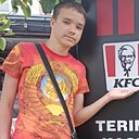 Адольф, 27 лет