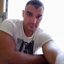 Robert, 43 года