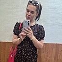 Li, 33 года