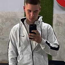 Фотография мужчины Максим, 23 года из г. Артем