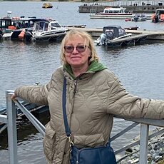 Фотография девушки Виктория, 65 лет из г. Санкт-Петербург