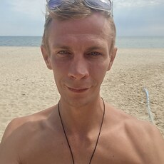 Фотография мужчины Владимир, 29 лет из г. Докучаевск