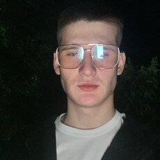 Фотография мужчины Валерий, 18 лет из г. Улан-Удэ
