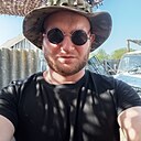 Артем, 32 года