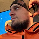 Вюгар, 32 года