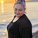 Венера, 44 года