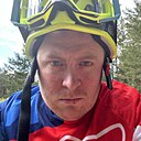Василий, 32 года