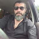 Али Ко, 47 лет