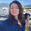 София, 33 года